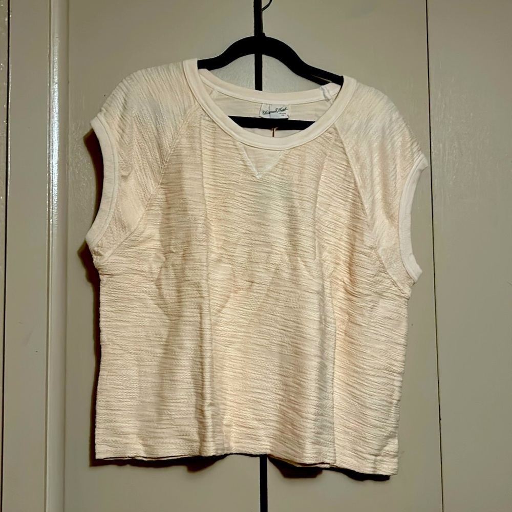 NWT cream colored cap sleeve crop sweatshirt, shirt